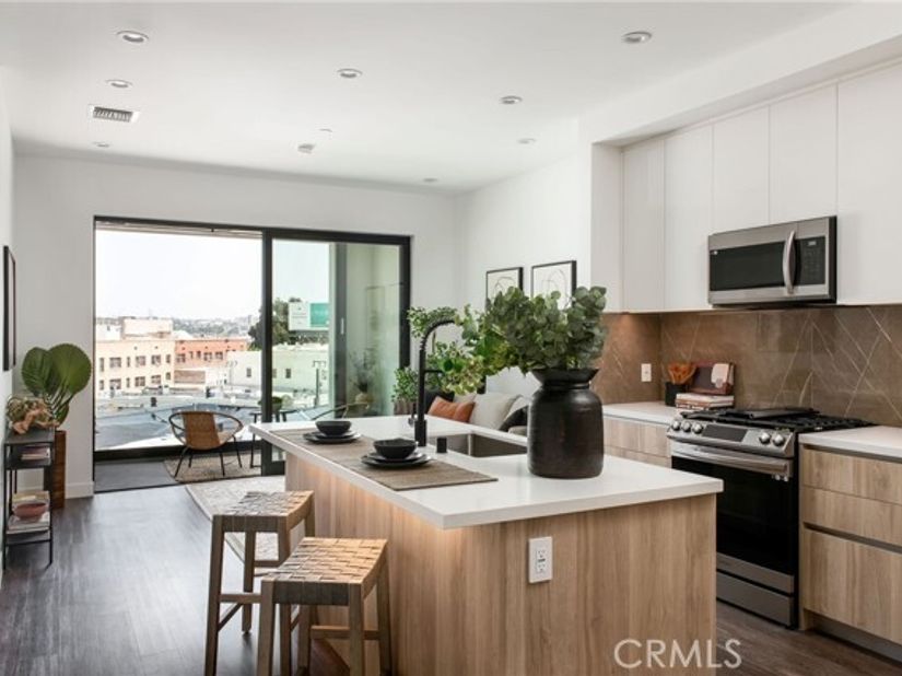 118 Astronaut Ellison S Onizuka Street 305, Los Angeles CA 90012