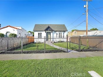 447 E 94th