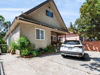 1208 E 34th Street Los Angeles CA
