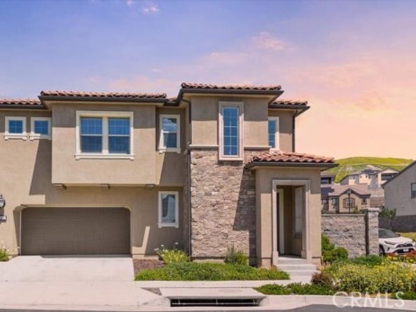 1901 Aliso Canyon Drive, Lake Forest (el Toro) CA 92610