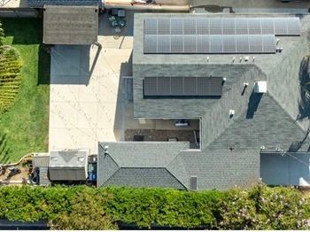 2142 E Chevy Chase