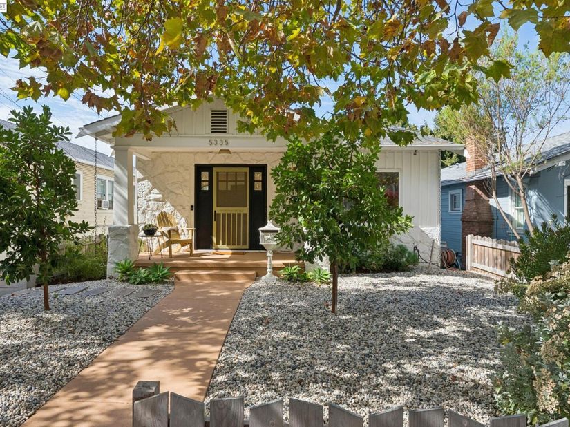 5335 El Camile Ave, Oakland CA 94619