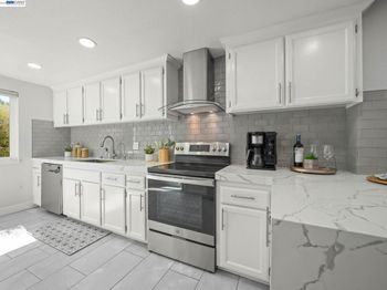 5371 San Simeon Pl