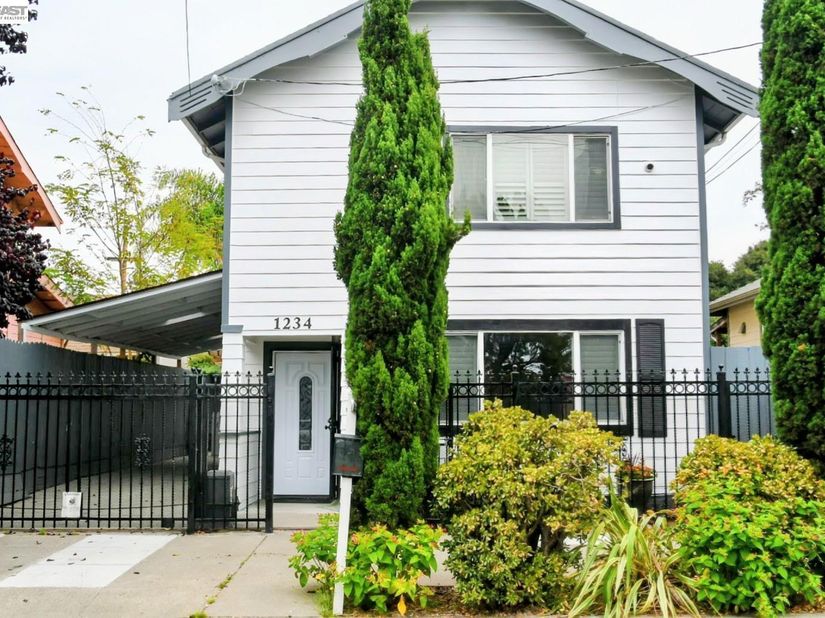 1234 Willow St, Oakland CA 94607