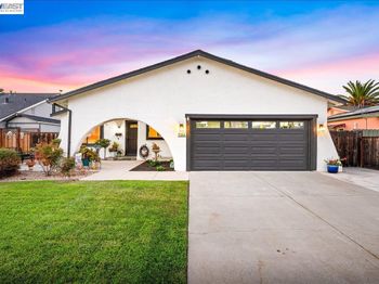 586 Colusa Way
