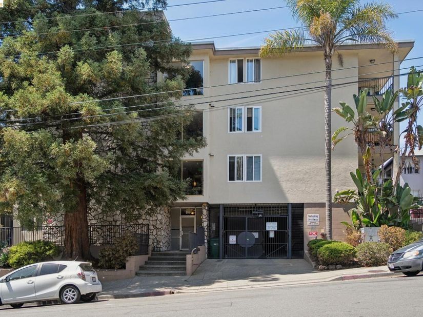 85 Vernon St 312, Oakland CA 94610