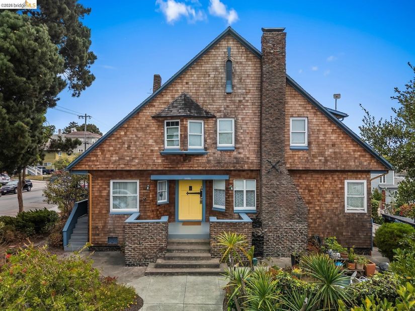 2000 Clinton AVE, Alameda CA 94501