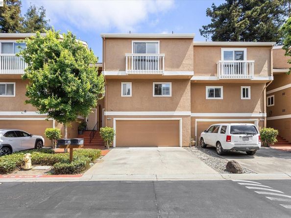 37946 Bright Cmn, Fremont CA 94536