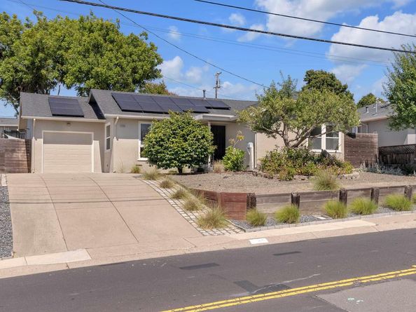 2518 Tara Hills Dr, San Pablo CA 94806