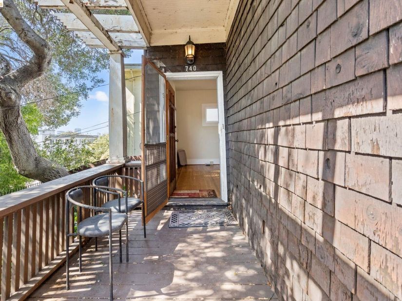 738 E 19Th St, Oakland CA 94606