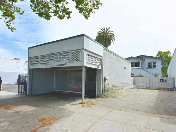 2221 - 2223 San Pablo Ave, Berkeley CA 94702