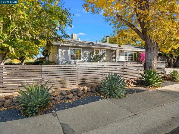 2245 Krueger Dr, Concord CA 94520