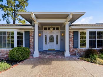 44 Squire Court