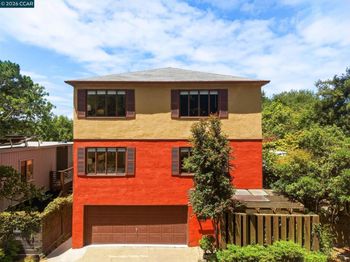 7-9 El Portal Ct