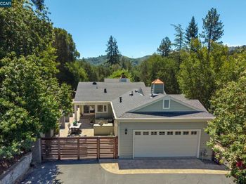 115 Moraga Way