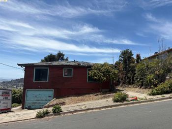 605 Sea View Dr