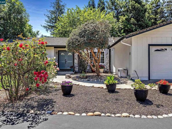 1730 Elm Rd, Concord CA 94519