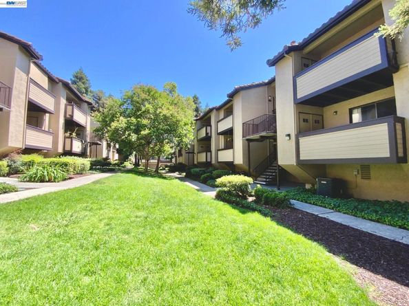 205 Wenatchee Cmn 16, Fremont CA 94539