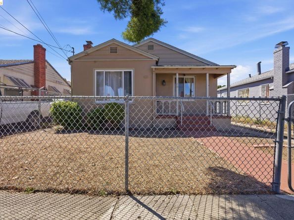 1100 101St Ave, Oakland CA 94603