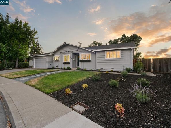 1842 Woodsdale Ct, Concord CA 94521