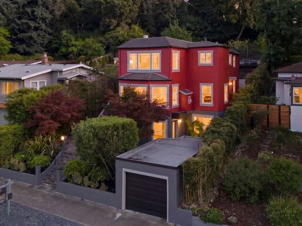 683 Mandana Blvd., Oakland CA 94610