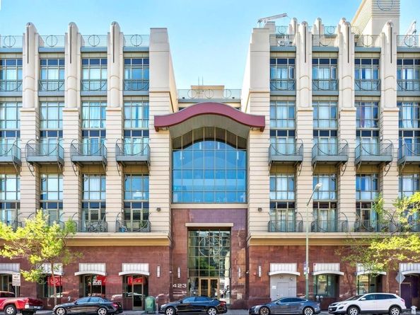 423 7th St 303, Oakland CA 94607