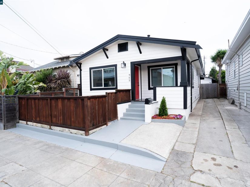 965 Arlington Ave, Oakland CA 94608
