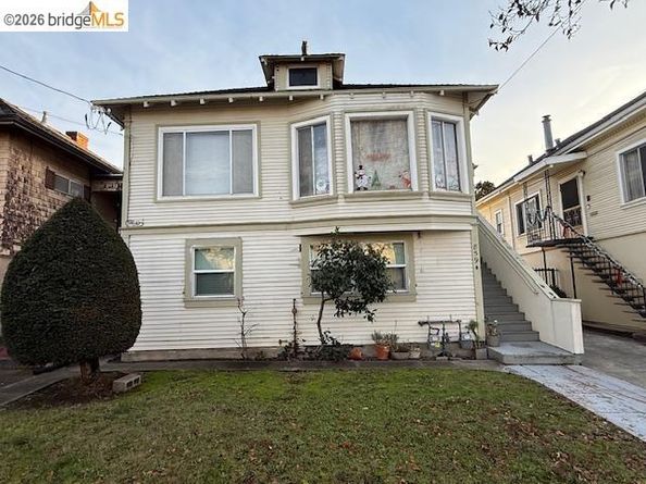 859 52nd Street, Oakland CA 94608