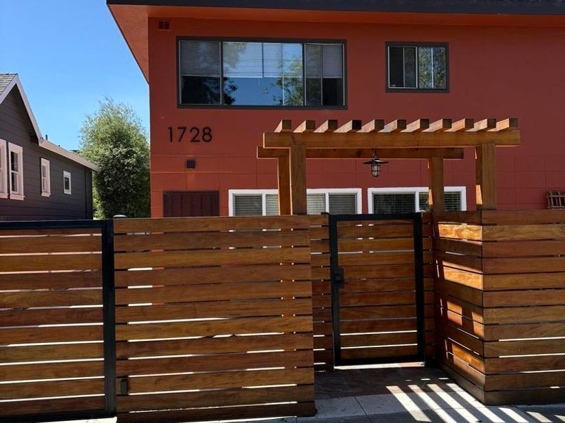 1728 7th ST C, Berkeley CA 94710