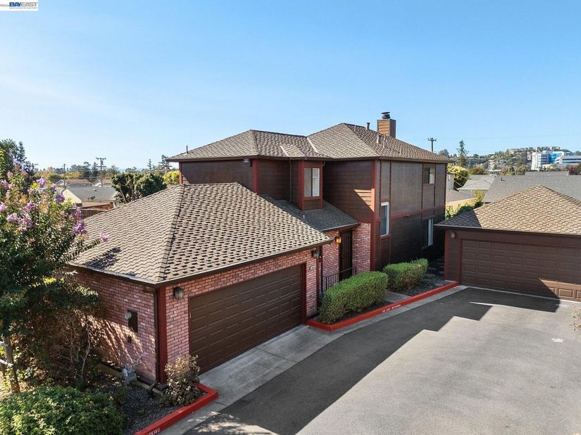 20061 Santa Maria Ave, Castro Valley CA 94546