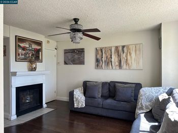 4 Sheffield Ct