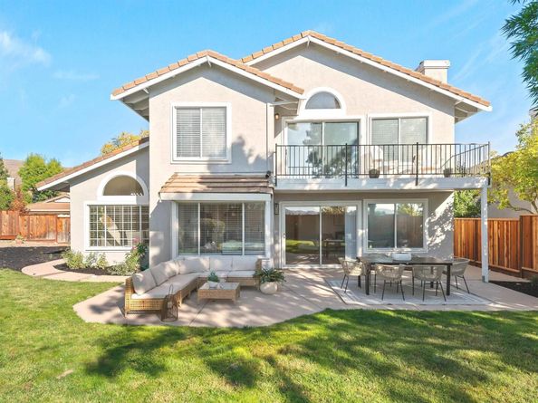 5075 Canyon Crest Dr, San Ramon CA 94582