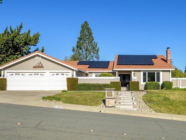 305 Mountaire Pkwy, Clayton CA 94517