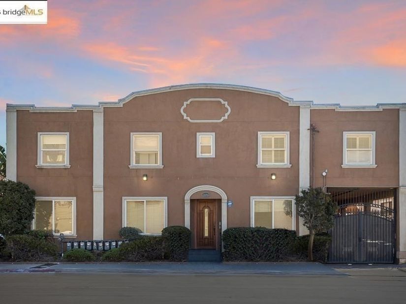 2842 Adeline ST 6, Oakland CA 94608