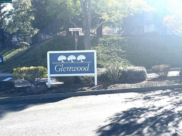 216 Glenwood, Hercules CA 94547