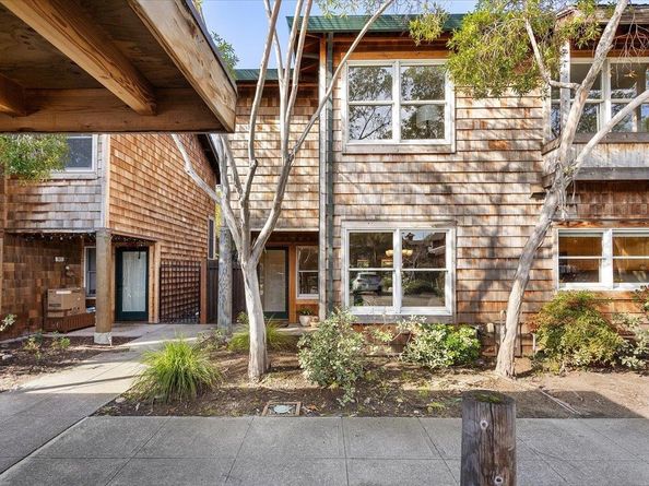 608 Centre Court, Alameda CA 94502