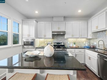 3827 Branding Iron Place