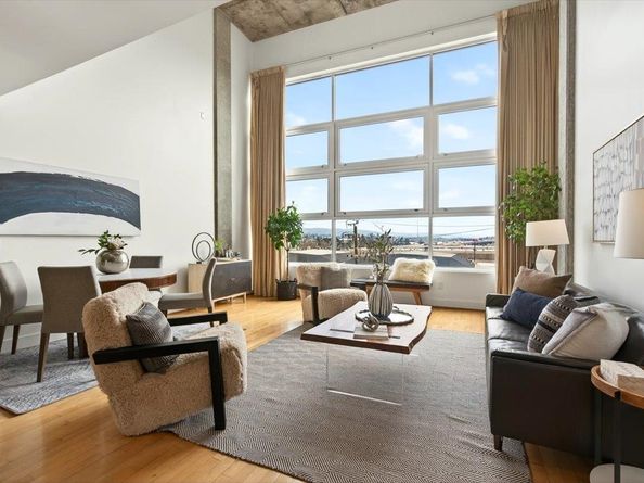 311 Oak St 520, Oakland CA 94607