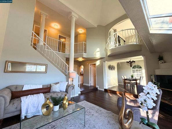 422 W Sunnyoaks Ave, Campbell CA 95008