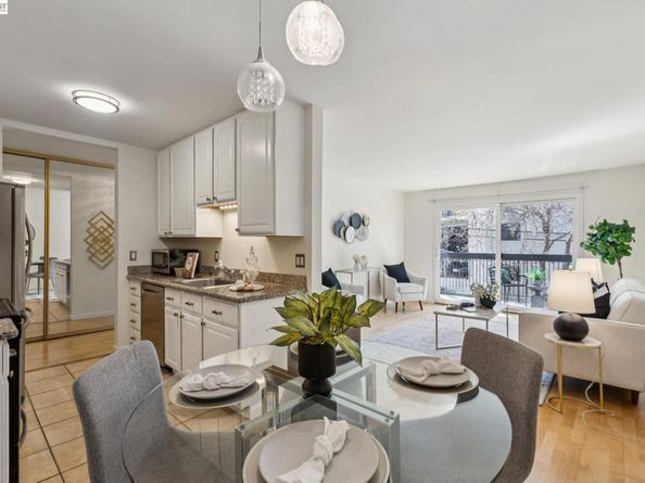 150 Pearl St 106, Oakland CA 94611