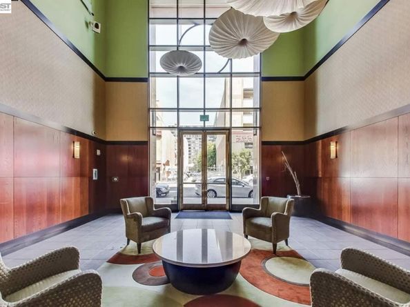 423 7Th St 208, Oakland CA 94607