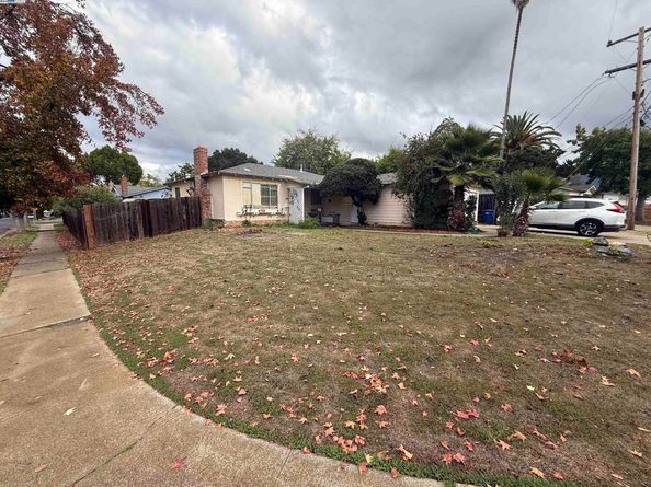 5501 Nebraska Drive, Concord CA 94521