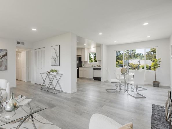 1965 Ascot Dr 6, Moraga CA 94556