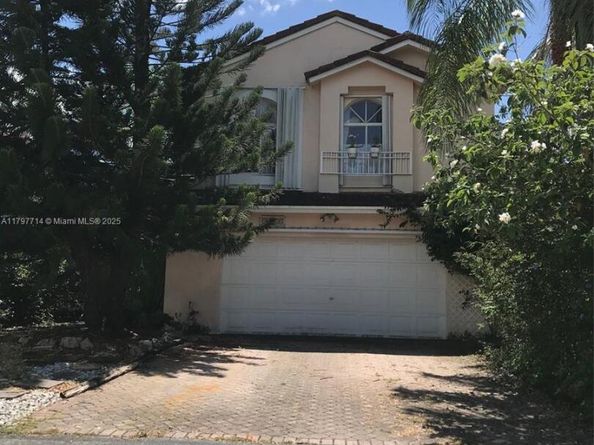 10135 SW 156th Ave, Miami FL 33196