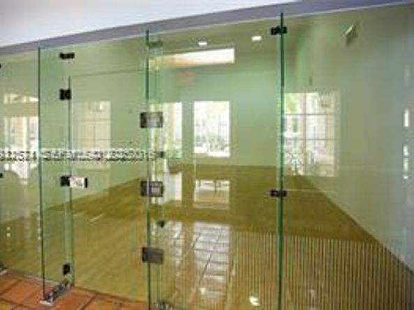 11630 SW 2nd St 17105, Pembroke Pines FL 33025