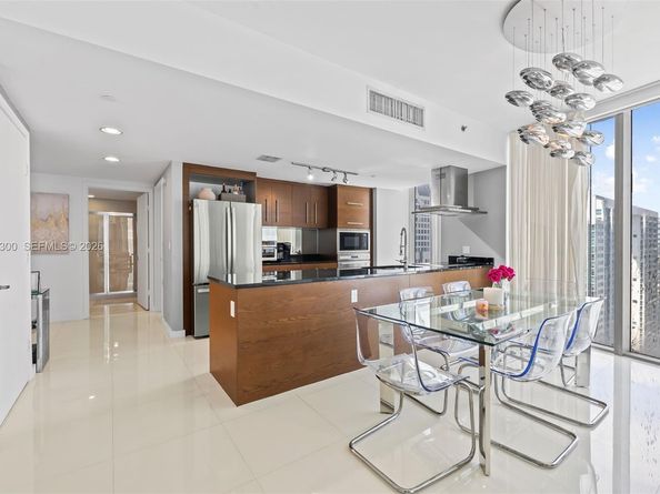 495 Brickell Ave 3710, Miami FL 33131