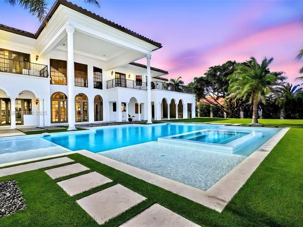 14891 SW 20th St, Davie FL 33326