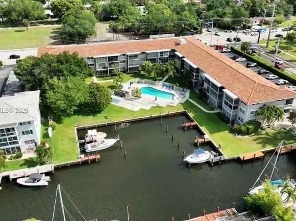 900 SW 12th St 110, Fort Lauderdale FL 33315