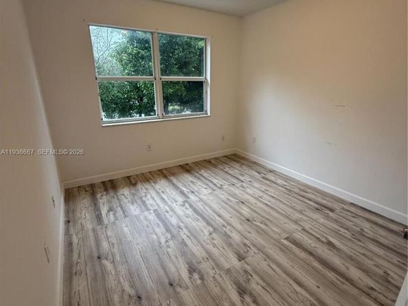 2415 NE 42nd Ave, Homestead FL 33033