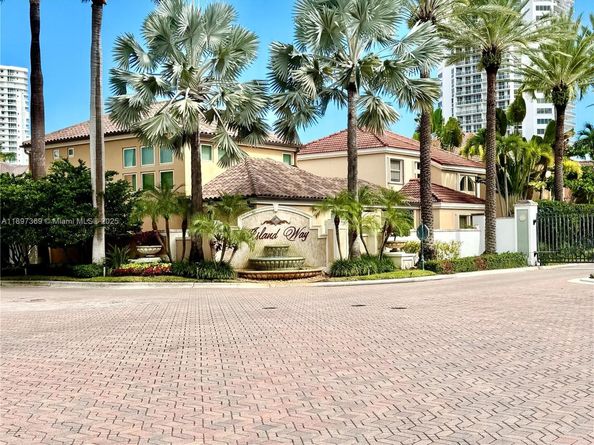 3699 NE 208th Ter, Aventura FL 33180